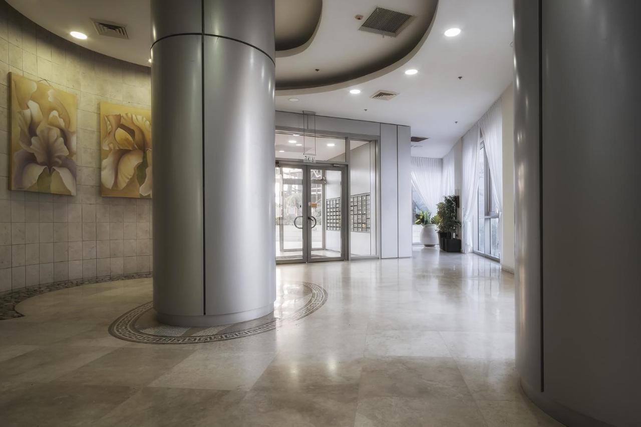 Isralux Apartments Bat Yam Eksteriør billede