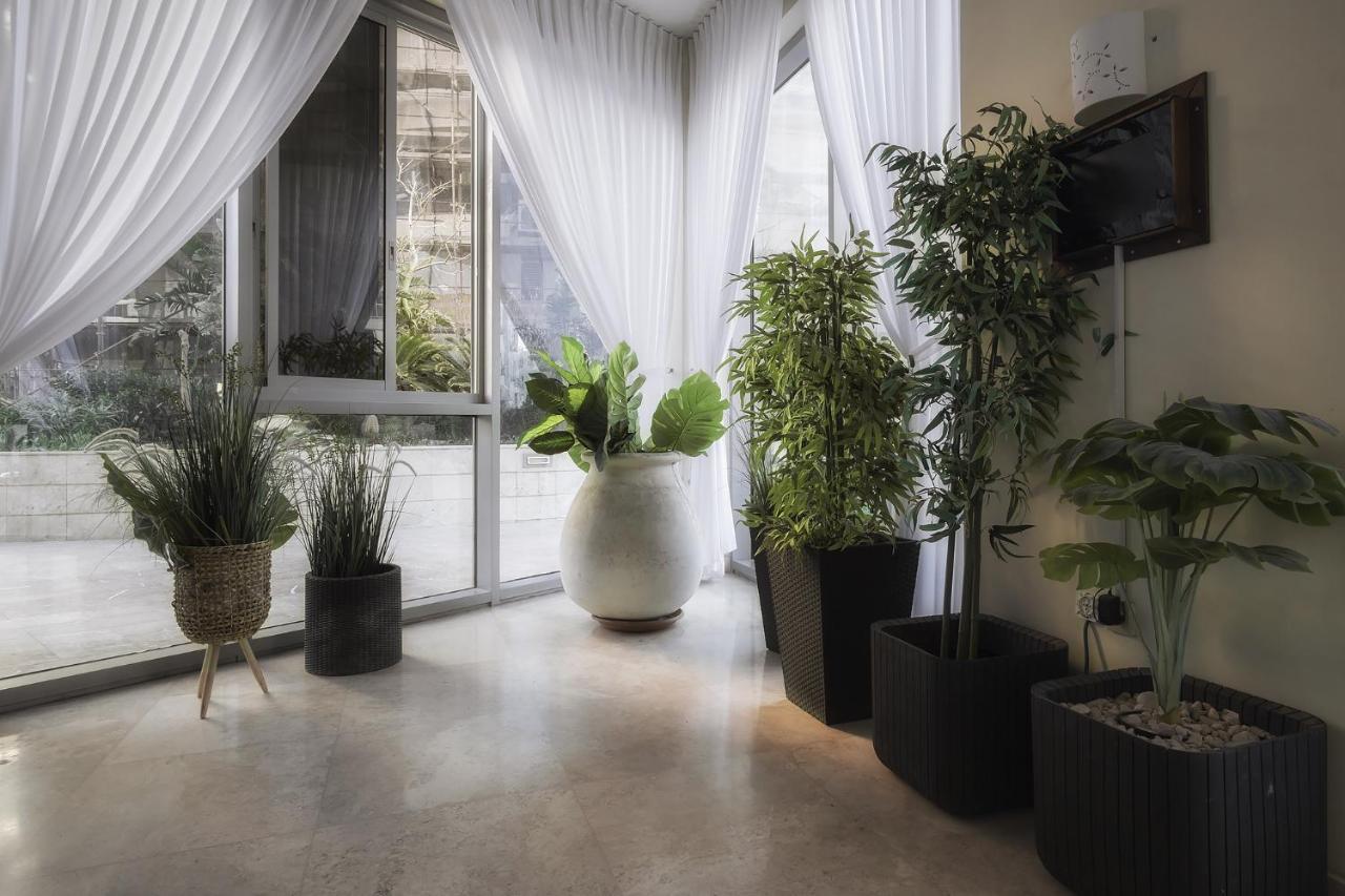 Isralux Apartments Bat Yam Eksteriør billede
